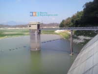 Waduk Mengering, Rejeki Datang