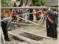 Gali Sumur, Seorang Warga Tewas Tertimbun Tanah