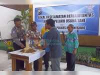 Tingkatkan Kemampuan Pelaku Usaha Tani, Ajak Produksi Jamur Tiram