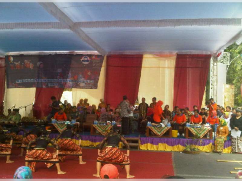 5 Juara Kategori Umum Pawai Budaya 