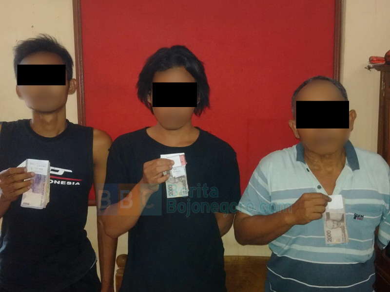 Main Kartu Ceki di Warung, Tiga Penjudi Diringkus Polisi