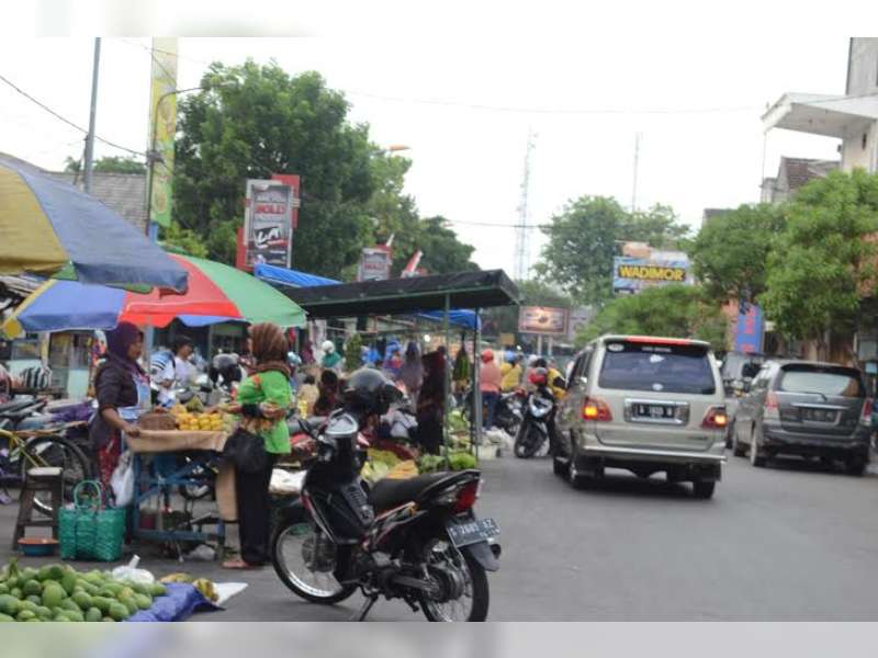 Penghujan, Pedagang Pasar Kota Bagian Luar Alami Penurunan