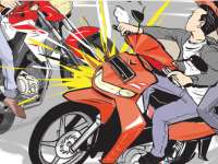 Di Ngraho Motor Tabrak Motor, Dua Pengendara Luka-Luka