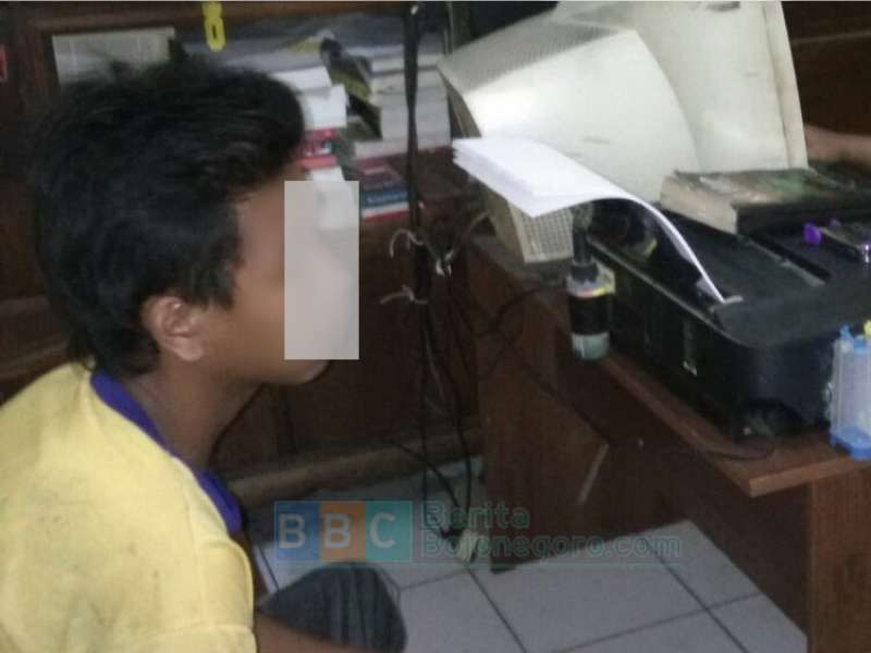 Diduga Stres, Pemuda Bacok Tetangga Hingga Luka Berat