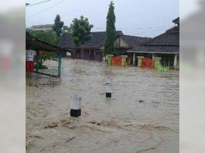 Kerugian Banjir Bengawan Solo dan Banjir Bandang Capai Rp1,2 Miliar