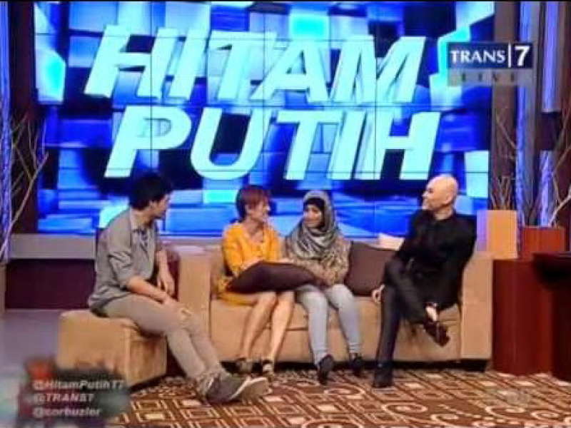 Kang Yoto Tampil Live di Acara Hitam Putih Trans 7