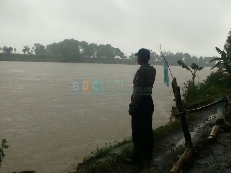 Update TMA Bengawan Solo, Minggu (13/03) Pukul 21.00 WIB