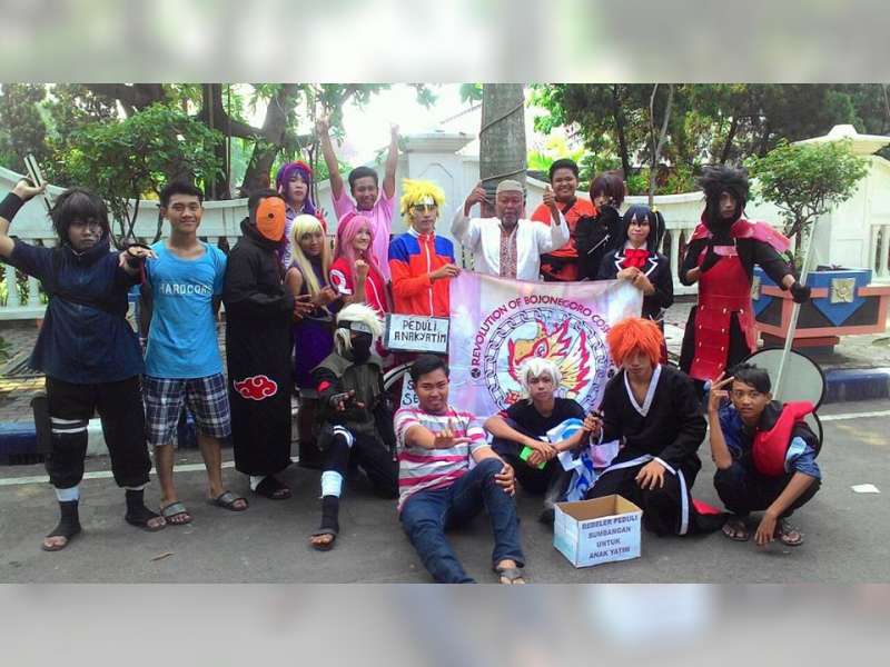 Rebeler, Tampil Beda Pakai Kostum Tokoh Anime