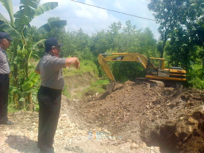 Jalur Kasiman-Kedewan Dialihkan lewat Malo
