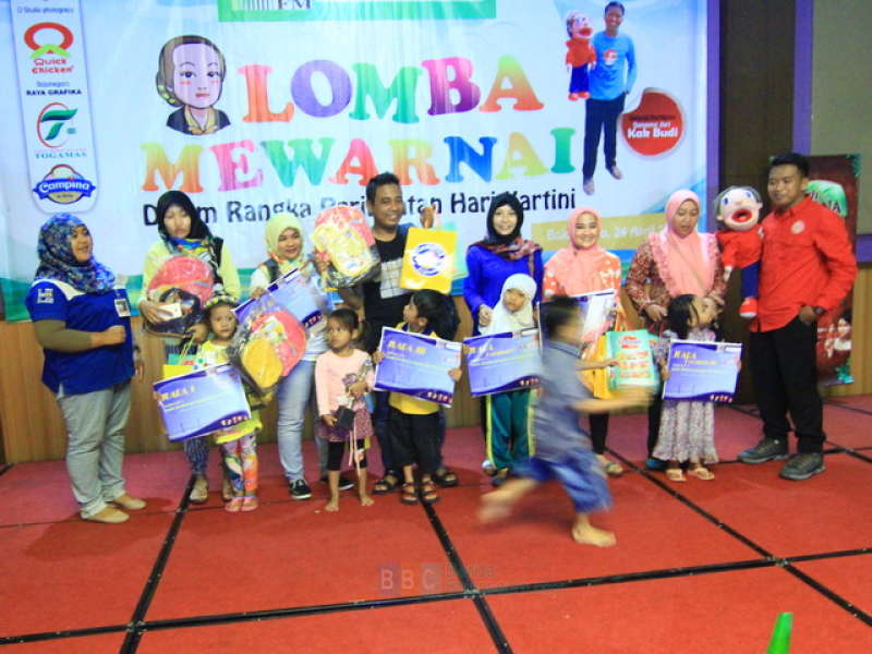 Peringati Hari Kartini, Aston Bojonegoro City Hotel Adakan Lomba Mewarna