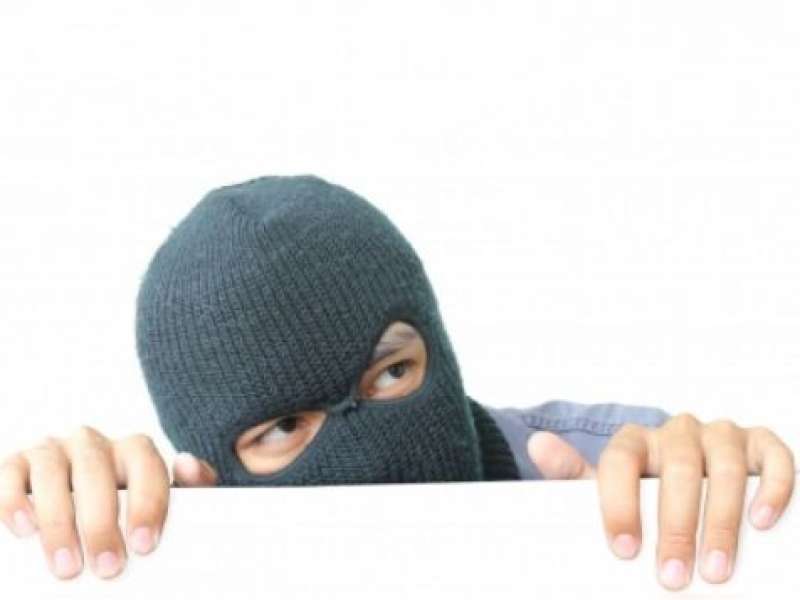 Seorang Satpam di Tuban Jadi Maling di Tempat Kerjanya