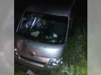 Lagi, Mobil Masuk Parit Gara-Gara Sopirnya Mengantuk