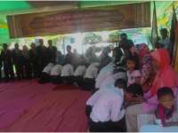 Umumkan Hasil UN, SMKN 2 Ajak Siswa Sungkem Orang Tua