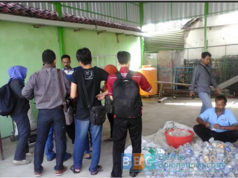 JOB PPEJ Gelar Pelatihan Menulis Features untuk Jurnalis Bojonegoro