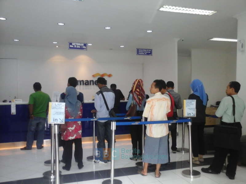 Bank Juga Buka Layanan Penukaran Uang Baru