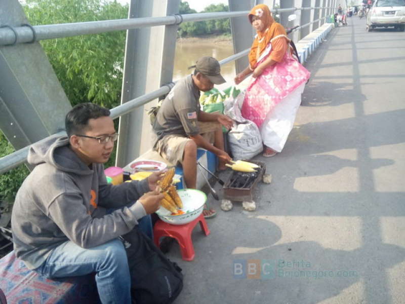 Ada Rencana Dibangun Sentra Kuliner di dekat Jembatan Padangan-Kasiman