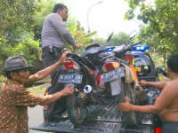 Tabrakan Supra dengan Shogun, Satu Orang Patah Kaki