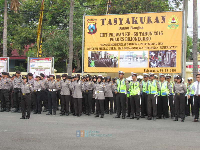 Kapolres Bacakan Pesan Kapolri untuk Para Polwan Indonesia