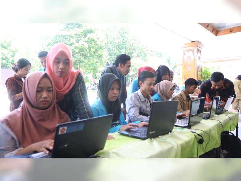 Disnakertransos Buka Lowongan Kerja Online
