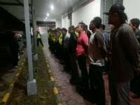 Kapolres Pantau Langsung Kepulangan Bonek Lewati Bojonegoro