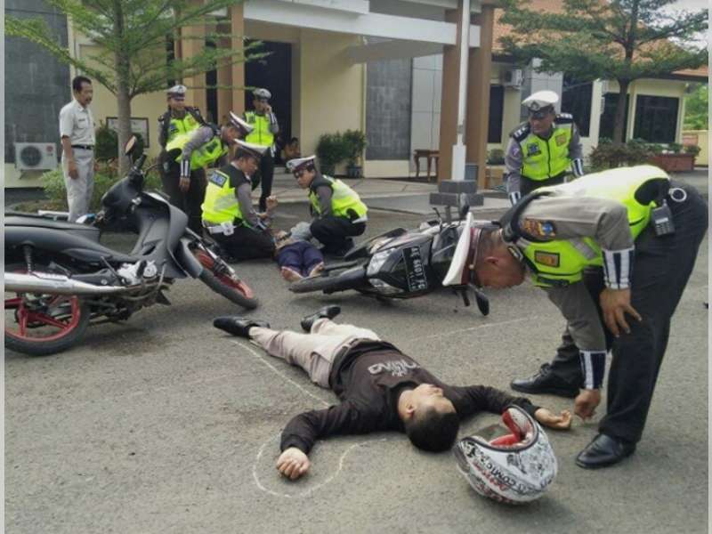 Polres Bojonegoro Gelar Simulasi Penanganan Lakalantas