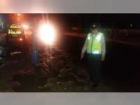 Tabrak Batu di Jalan, Pengendara Honda Beat Terjatuh dan Luka Luka