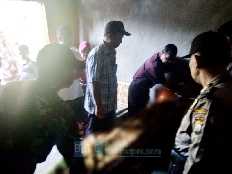 Perbaiki Stop Kontak, Seorang  Warga Dander Tewas Kesetrum