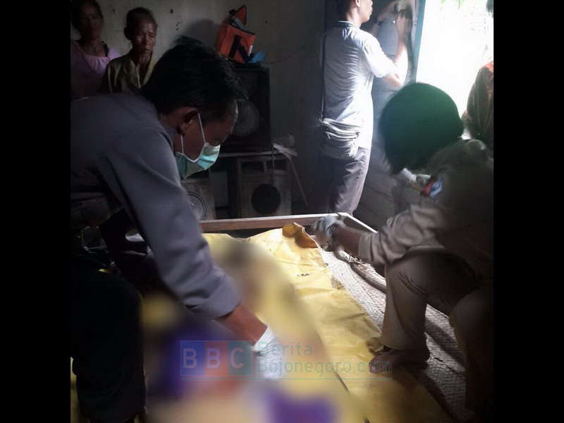 Seorang Nenek Tewas Gantung Diri di Kawasan Hutan Margomulyo