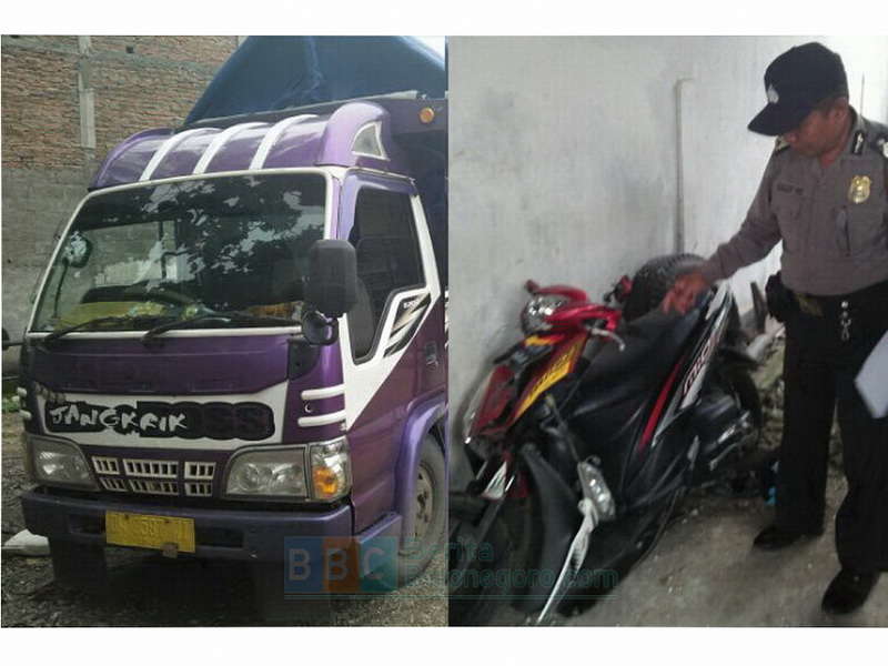 Mio Seruduk Truk dari Belakang, Pengendara Dilarikan ke Rumah Sakit