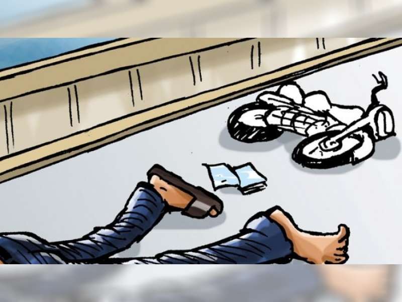 Ngebut di Jalan Simpang Tiga, Pengendara Sepeda Motor Tabrak Truk