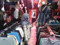 Baju Bekas Punya Segmen Pasar Sendiri