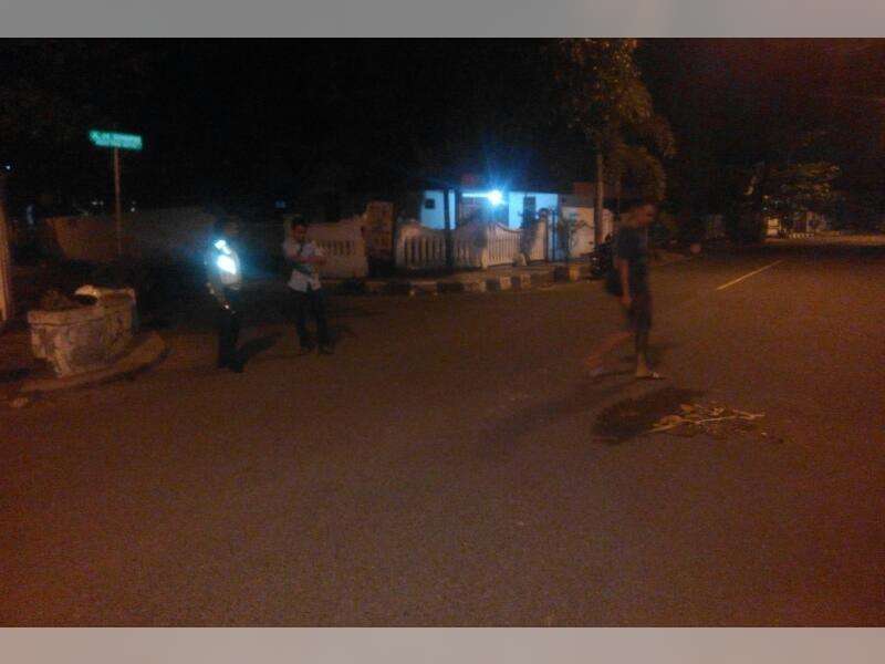 Honda Beat Boncengan 3, Tubruk Suzuki Nex, 5 Orang Luka-luka