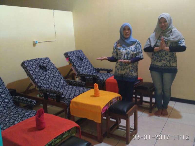 Pengguna Jasa Pijat Refleksi Didominasi Laki-laki