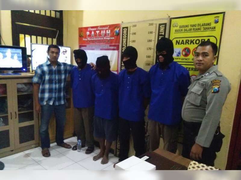 Kedapatan Bermain Judi Dadu, Empat Orang Warga Kedungadem Diciduk Polisi