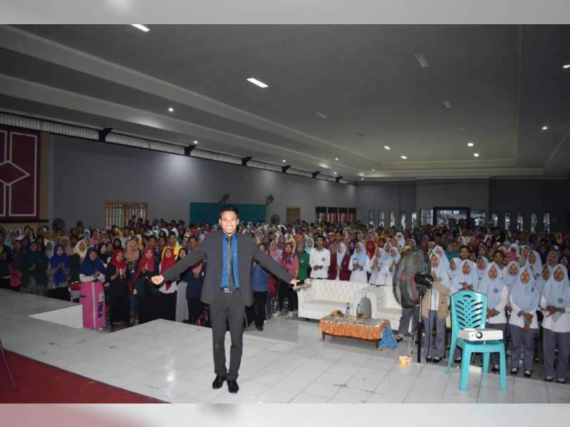 Berani Berwirausaha Selagi Muda Bareng Syafii Efendi
