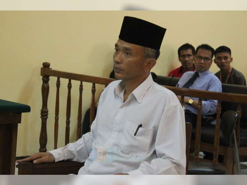 Bambang Tri Mulyono, Penulis Buku "Jokowi Undercover" Divonis Tiga Tahun Penjara