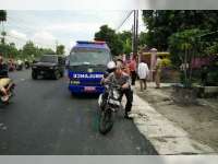 Kurang Konsentrasi, Honda CB Tabrak Penyeberang Jalan di Kalitidu, 2 orang Luka-Luka