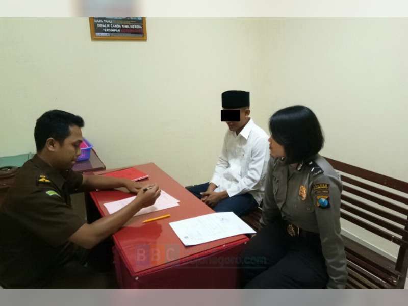 Berkas Perkara Lengkap, Polsek Kapas Limpahkan Kasus Penipuan ke JPU Kejari Bojonegoro