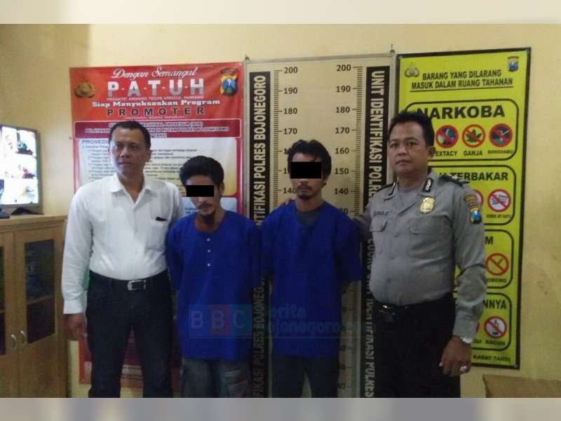 Polsek Baureno Titipkan 2 Tersangka Pencurian Burung ke Tahanan Polres Bojonegoro