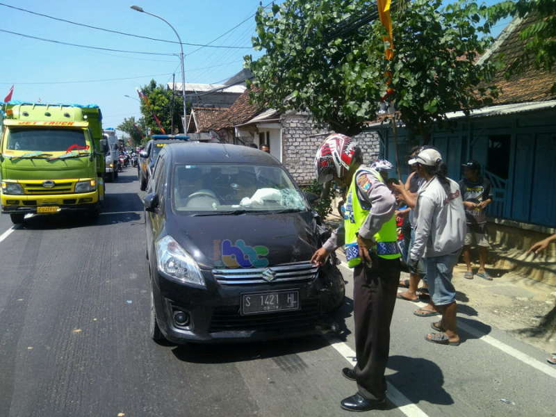 Hendak Menyeberang, Supra Fit Ditabrak Ertiga, Pengendara Supra Fit Meninggal Dunia