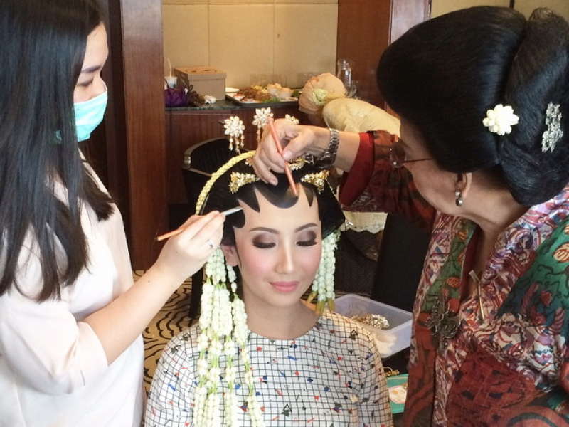 Kualitas Rias dan Baju Pengantin Disesuaikan Bujet