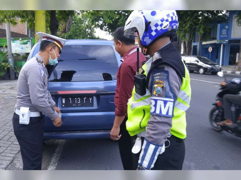 Satlantas Polres Bojonegoro Tindak Pelanggaran TNKB Modifikasi