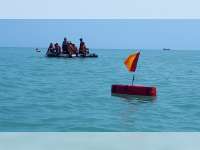 Sabhara Polres Bojonegoro Latihan SAR di Pantai Kelapa Tuban