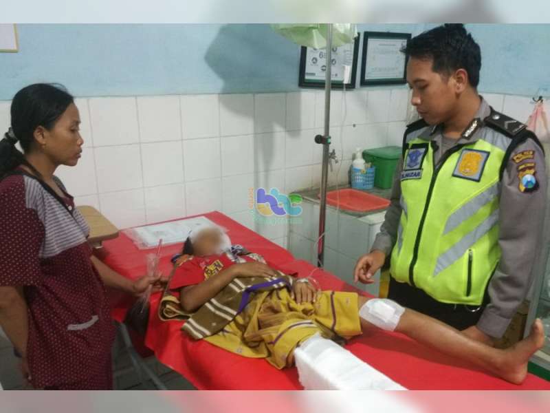 Seorang Bocah di Ngraho Patah Kaki Akibat Dilanggar Motor