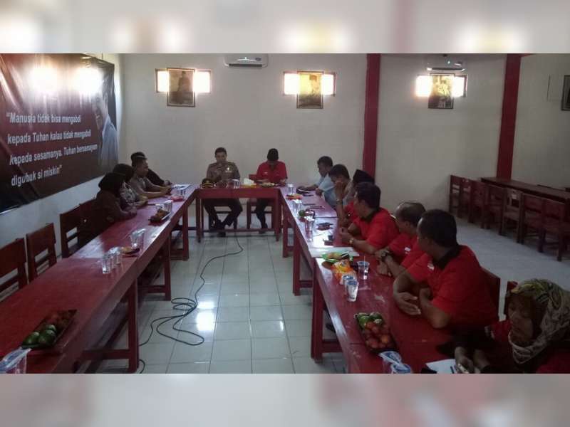 Cipta Kondisi Jelang Pemilukada Serentak 2018, Kapolres Silaturrahmi ke DPC PDIP