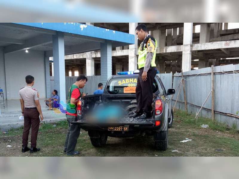 Hendak Menyeberang Pemotor di Balen Meninggal Dunia Tertabrak Truk Tangki