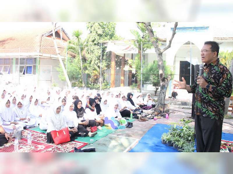 Kang Yoto Beri Motivasi Siswa SMKN 1 Bojonegoro Hadapi UNBK