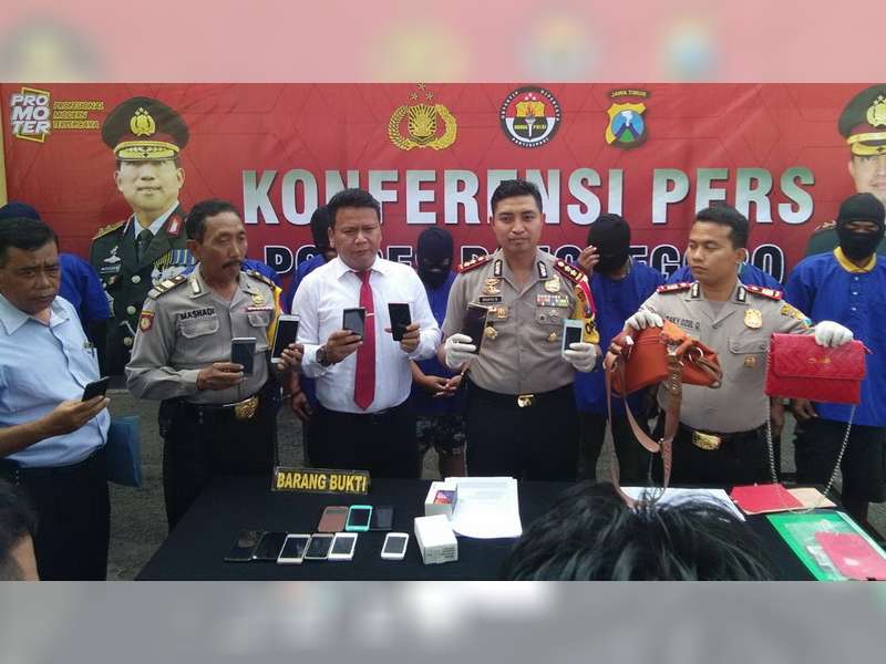 Polisi Tangkap 7 Orang Komplotan Pencurian HP, 3 Orang Masih DPO