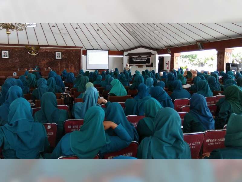 Mendidik Anak Ditengah Perkembangan Teknologi Informasi