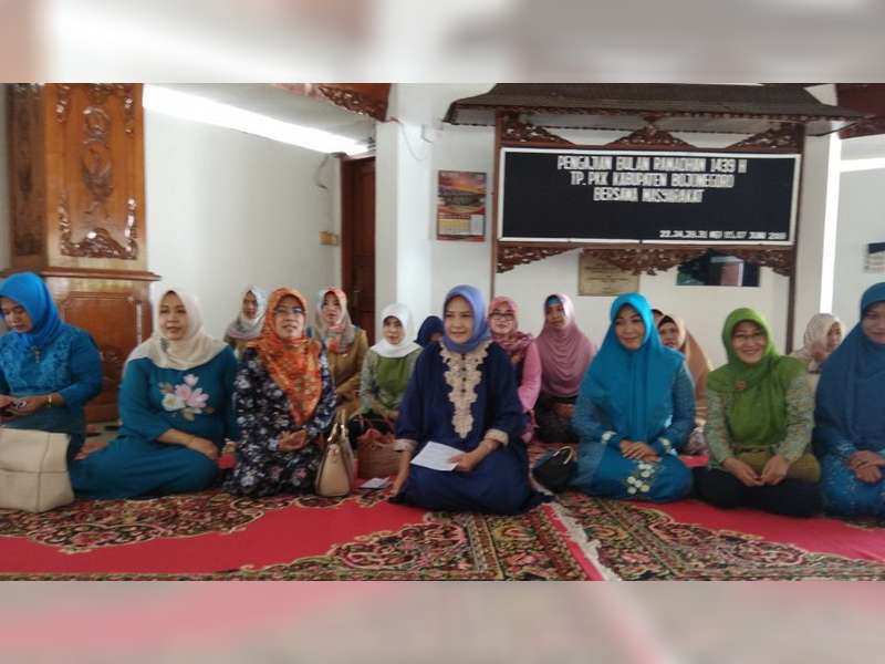 PKK Kabupaten Bojonegoro Gelar Pengajian Rutin di Bulan Ramadan